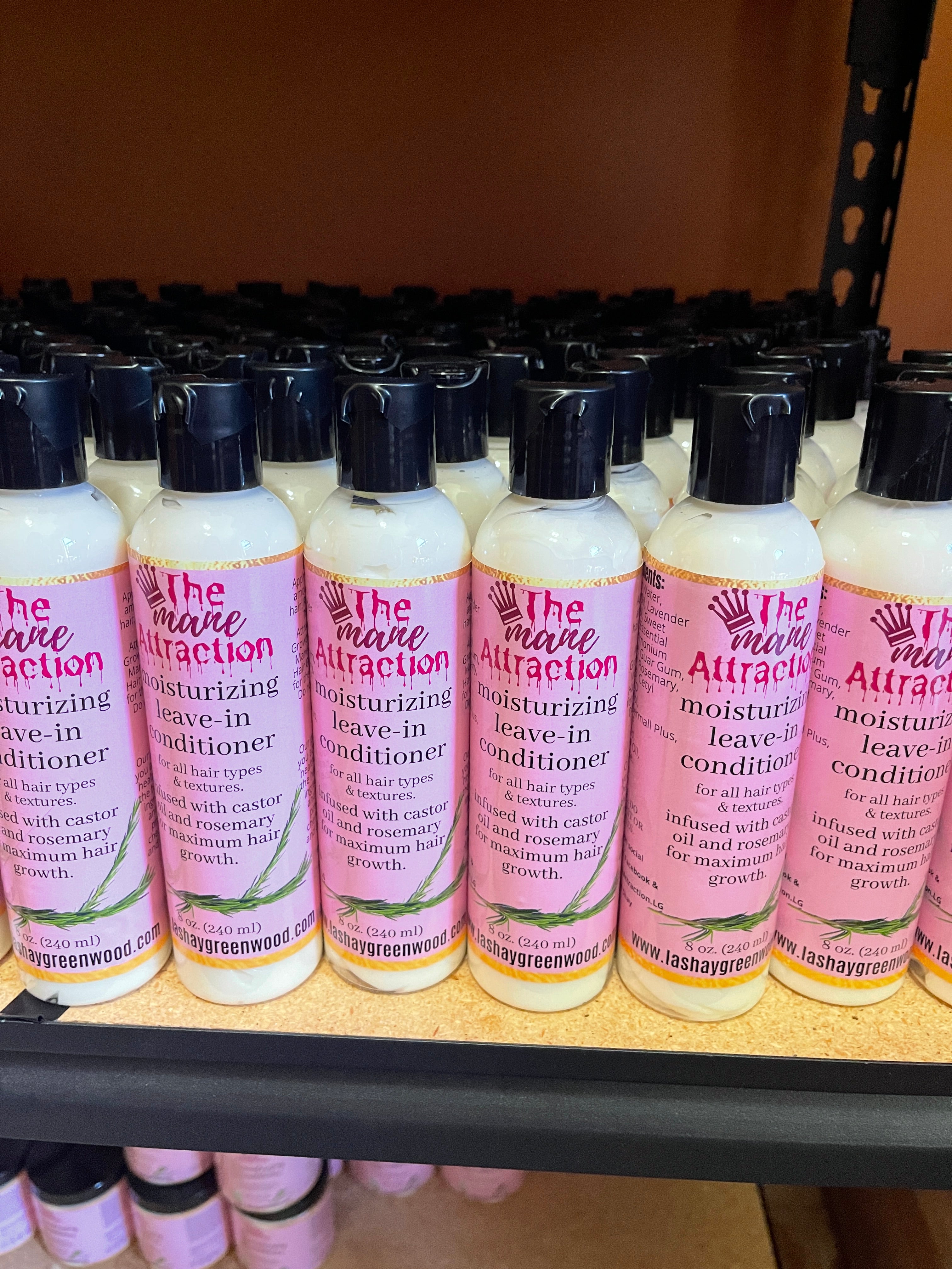 Wholesale Leave-In Conditioner - The Mane Attraction