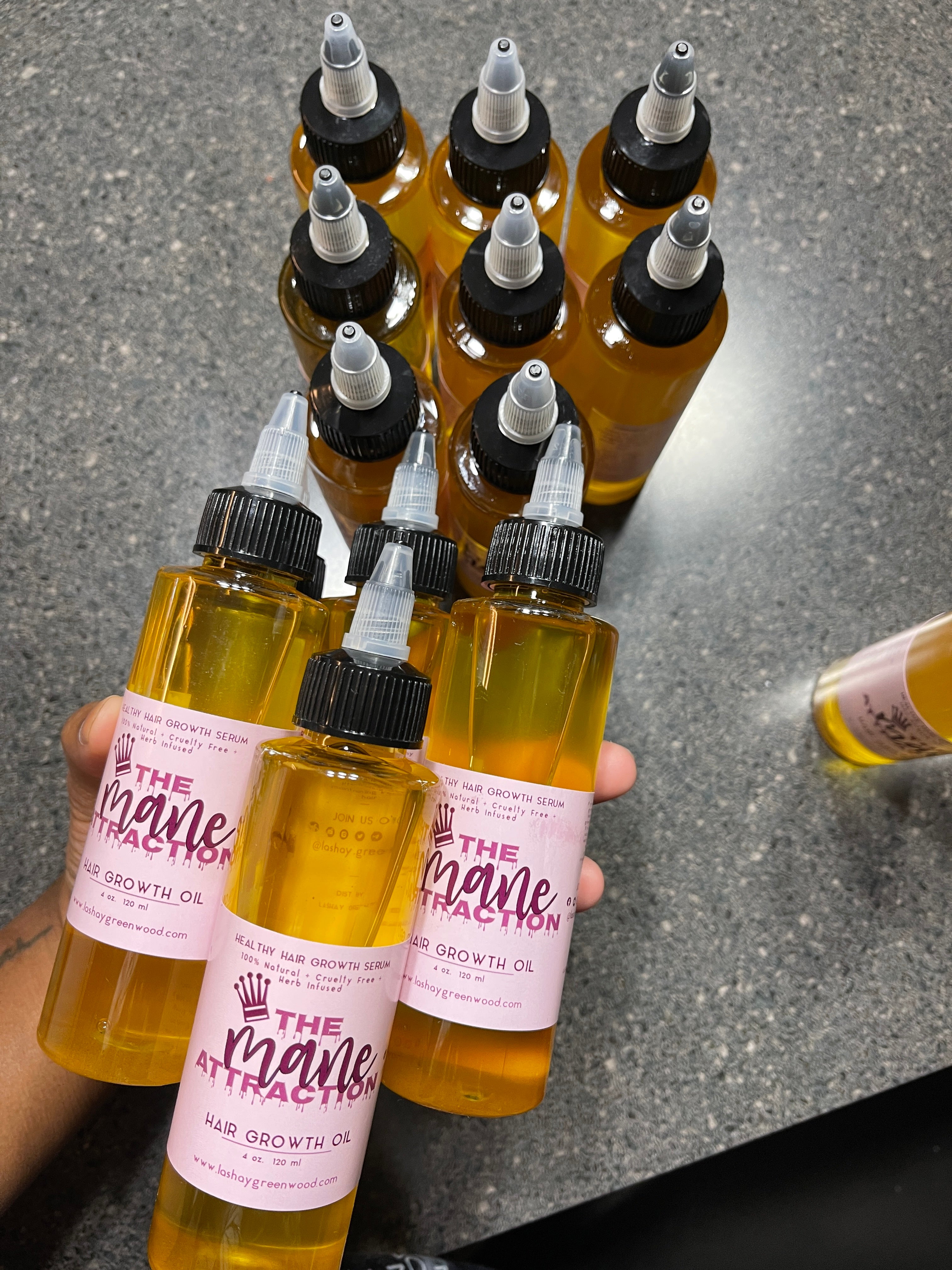 Wholesale Hair Growth Oil - The Mane Attraction