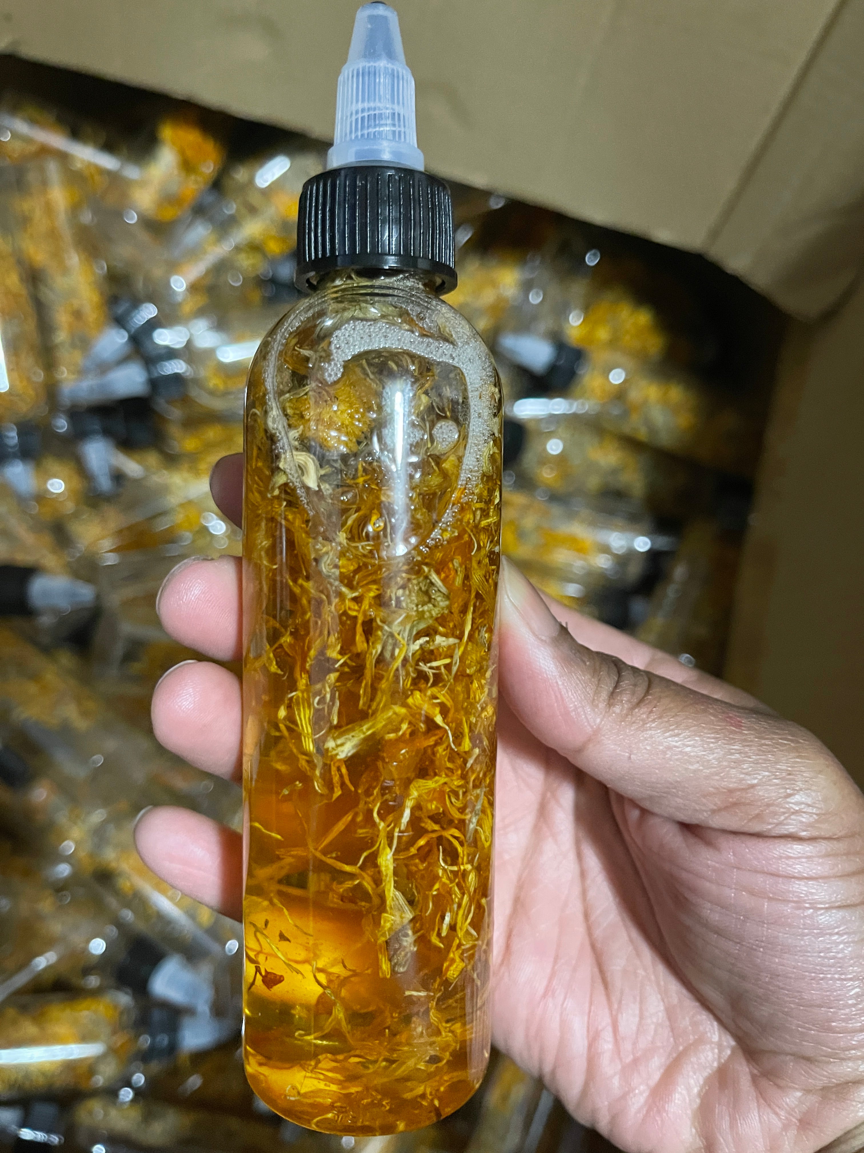 Wholesale Calendula Oil - The Mane Attraction